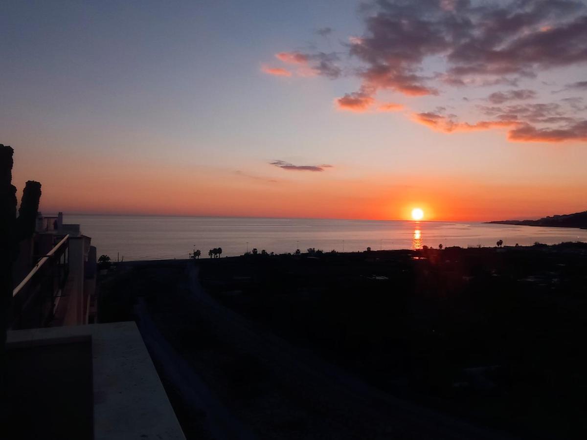 Ferienwohnung Mirador Penthouse, Centro Y Mar, Atico Grande Nerja Exterior foto